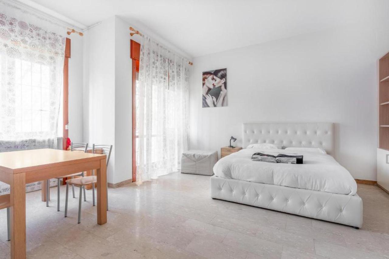 Apartament Moncler House Navigli Mediolan Zewnętrze zdjęcie